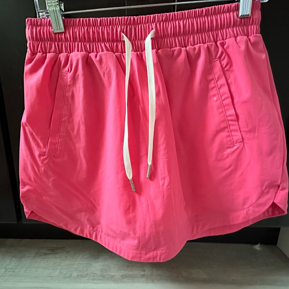 HALARA Pink Skorts with Elastic Waistband